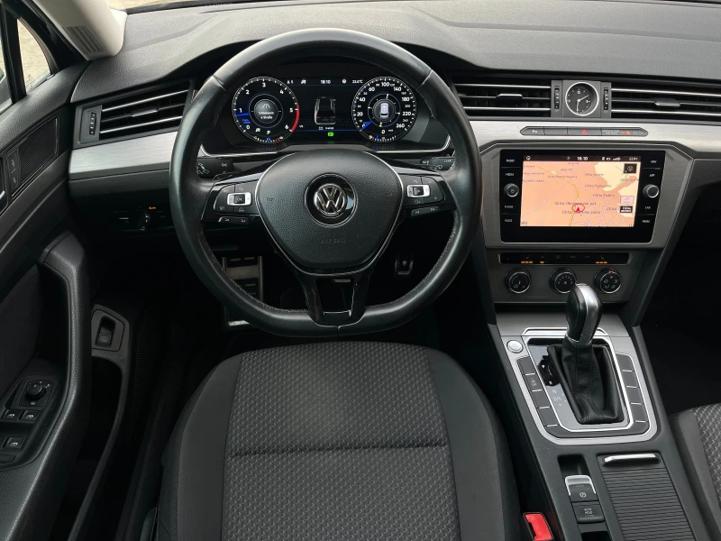 VW Passat 1.4i+ DSG+ Digital Cockpit, снимка 8 - Автомобили и джипове - 51814691