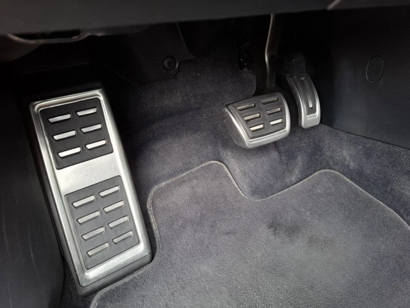 VW Passat 1.4i+ DSG+ Digital Cockpit, снимка 17 - Автомобили и джипове - 51814691