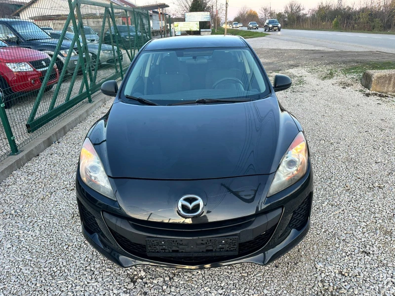 Mazda 3 1.6 седан