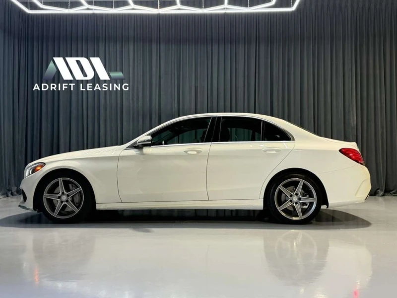 Mercedes-Benz C 300 * CARFAX * ЦЕНА ДО БГ, снимка 4 - Автомобили и джипове - 53172925