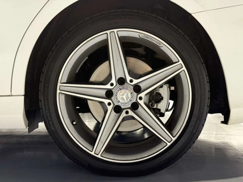 Mercedes-Benz C 300 * CARFAX * ЦЕНА ДО БГ, снимка 9 - Автомобили и джипове - 53172925