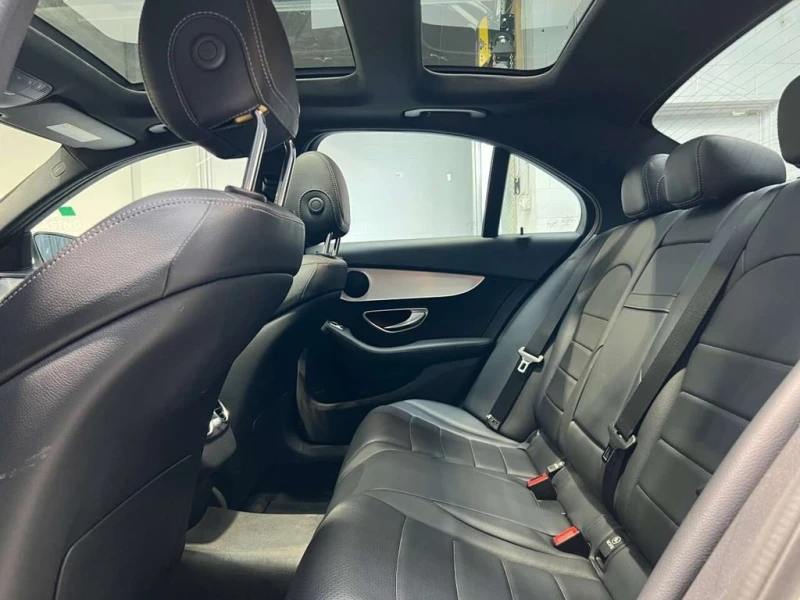 Mercedes-Benz C 300 * CARFAX * ЦЕНА ДО БГ, снимка 16 - Автомобили и джипове - 53172925