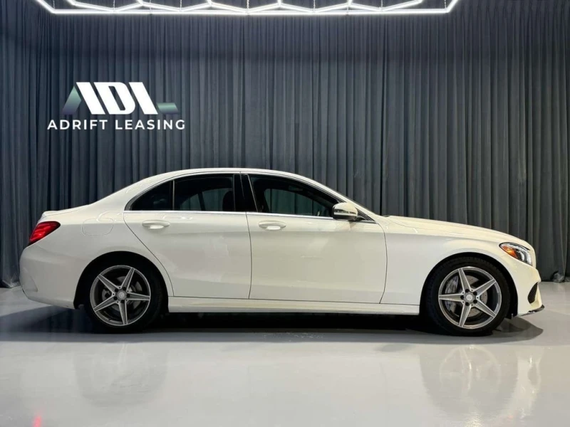 Mercedes-Benz C 300 * CARFAX * ЦЕНА ДО БГ, снимка 5 - Автомобили и джипове - 53172925