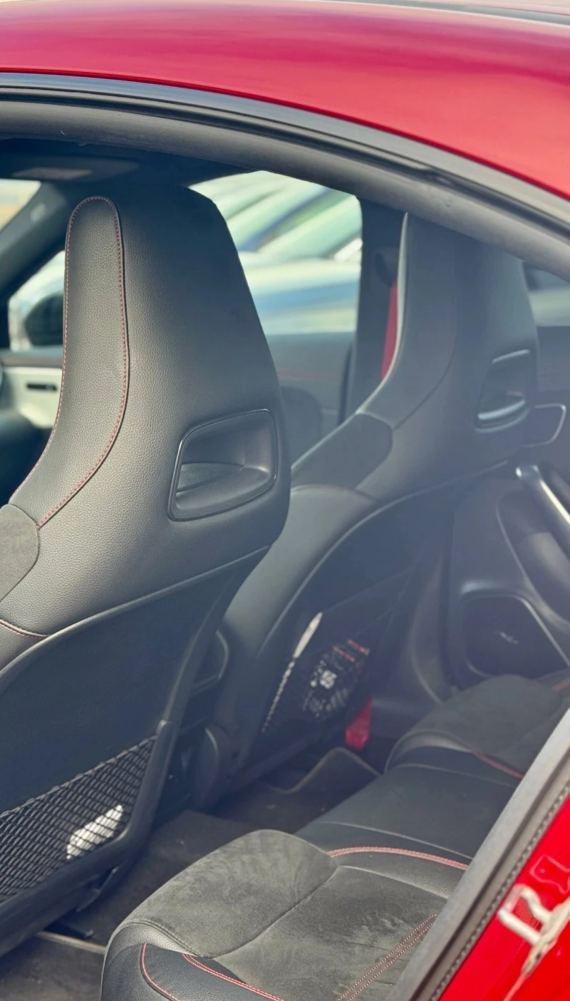 Mercedes-Benz CLA 45 AMG S 4Matic+ , снимка 9 - Автомобили и джипове - 53244761