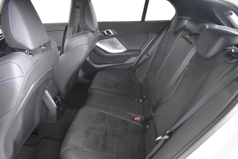 BMW 118, снимка 8 - Автомобили и джипове - 53370561