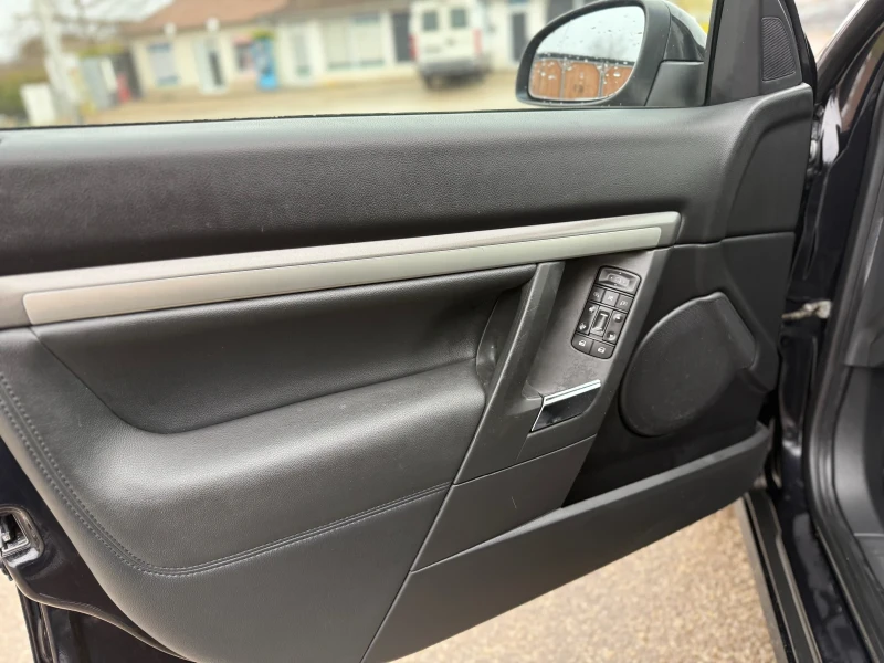 Opel Vectra 1.9CDTI, снимка 15 - Автомобили и джипове - 53520448