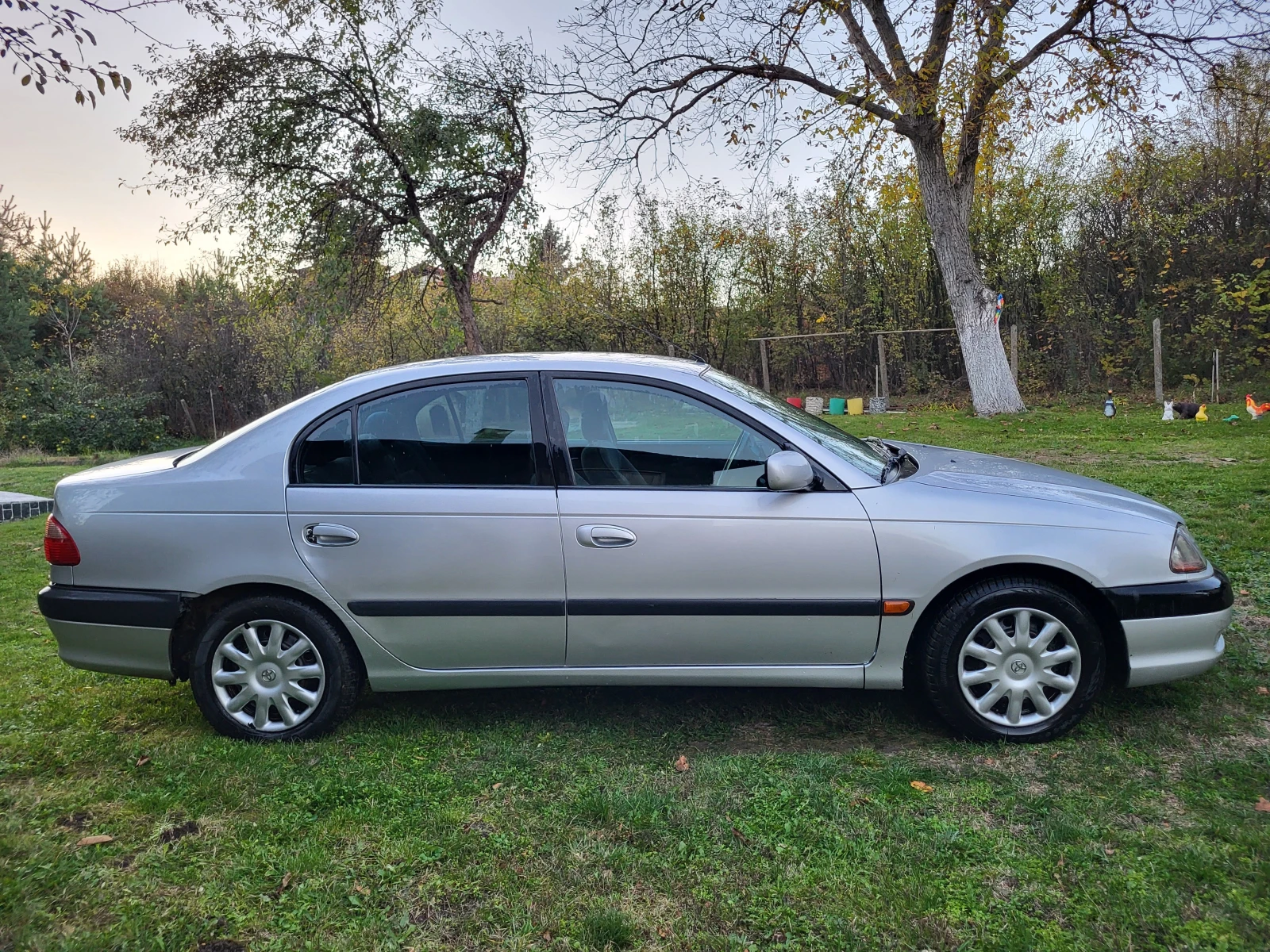 Toyota Avensis 1.6 - изображение 2