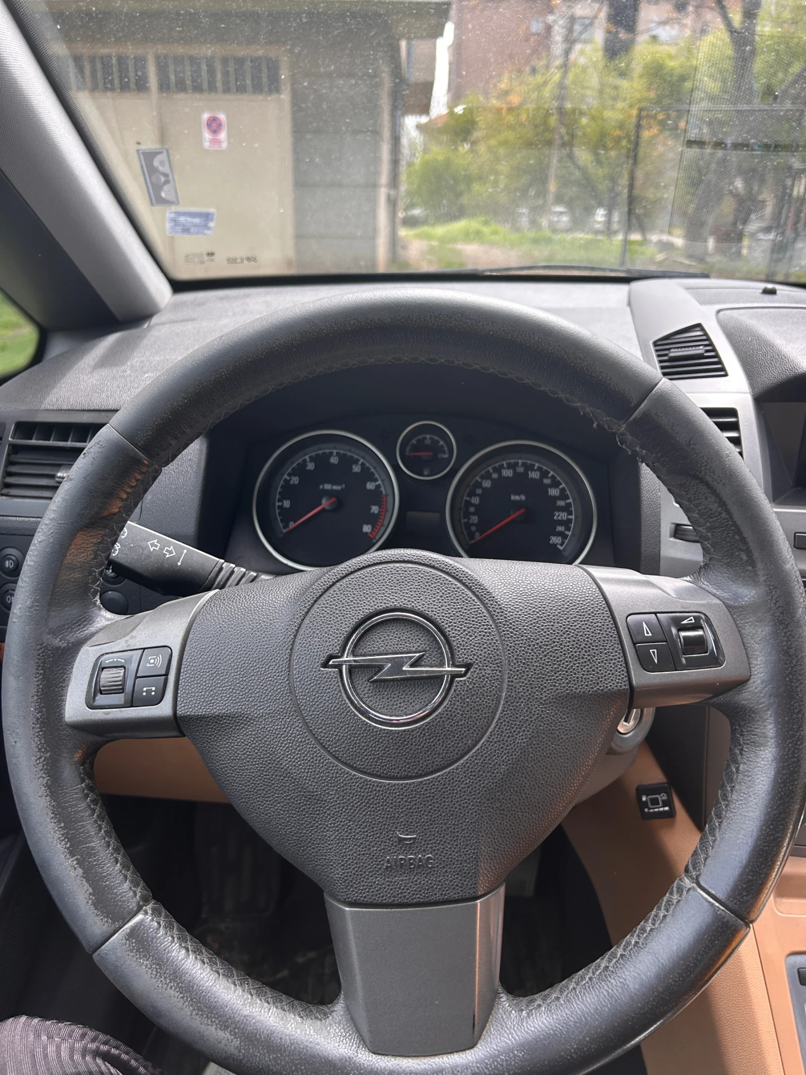 Opel Zafira  - изображение 8
