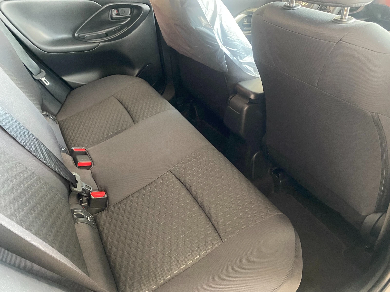Toyota Yaris Cross 1.5 HEV Light - изображение 10
