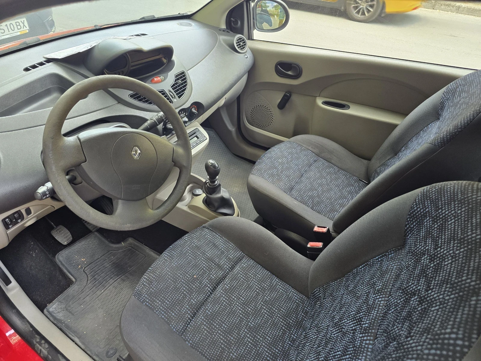 Renault Twingo  - изображение 5