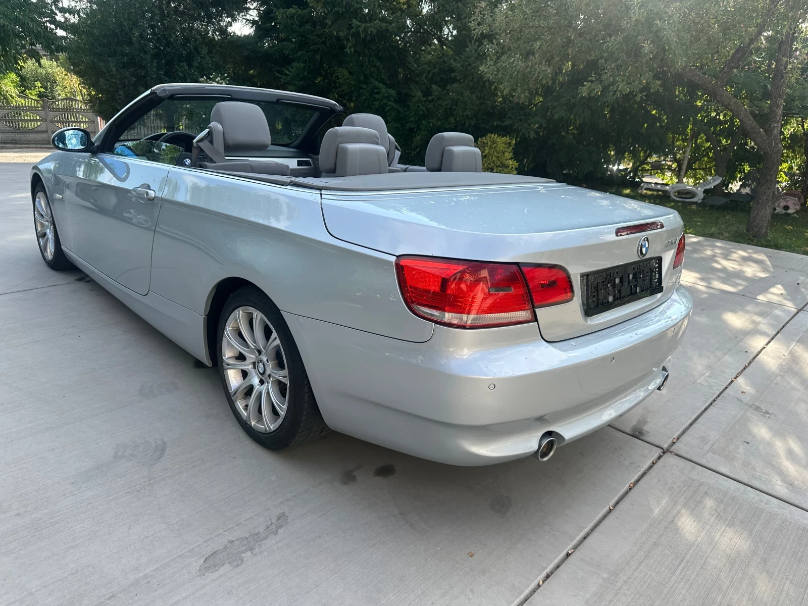 BMW 335 i* КАБРИО - изображение 2