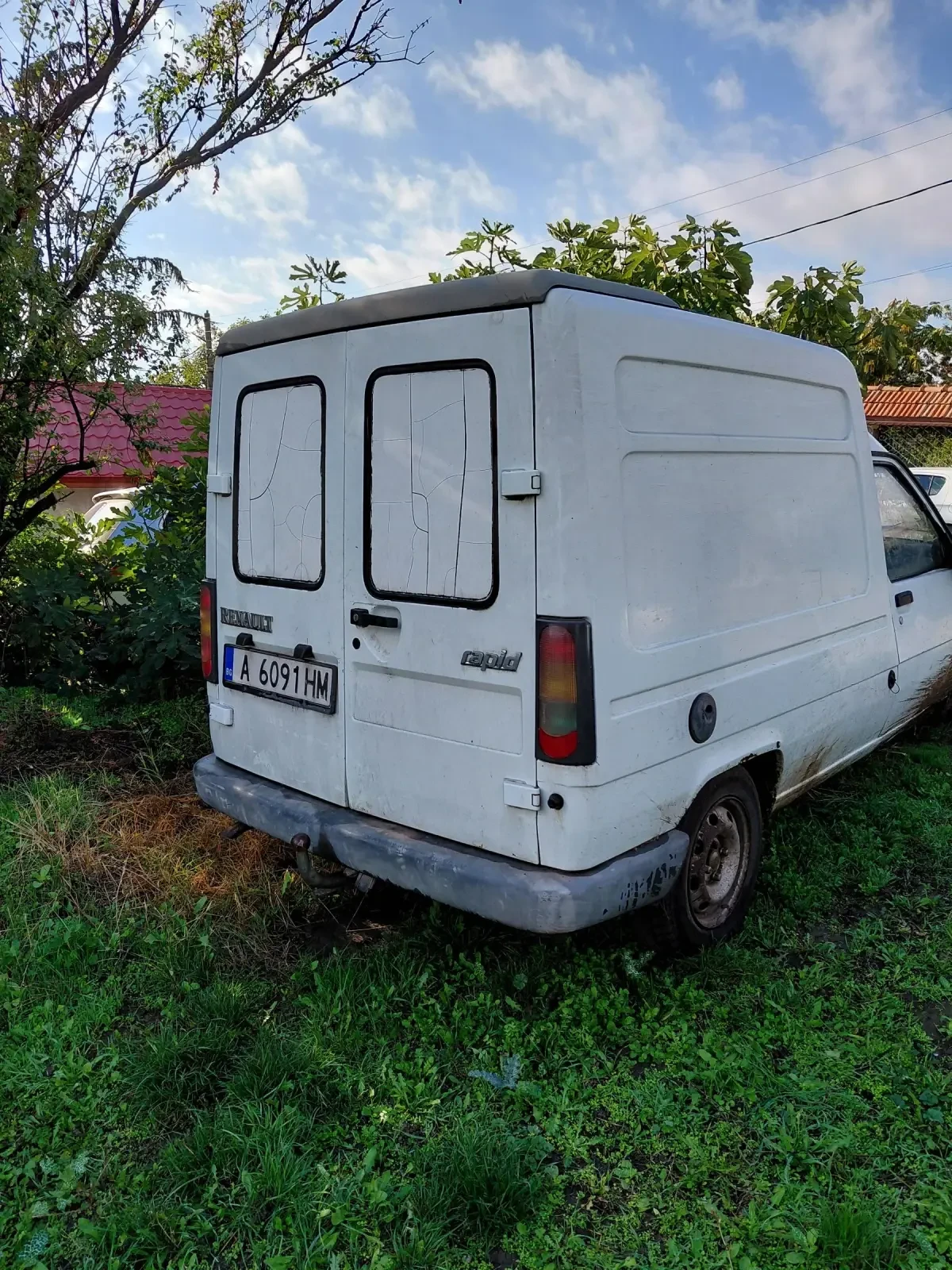 Renault Rapid  - изображение 2