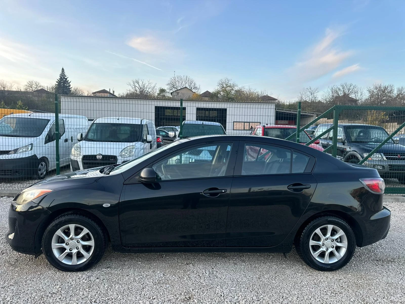 Mazda 3 1.6  | Mobile.bg   3