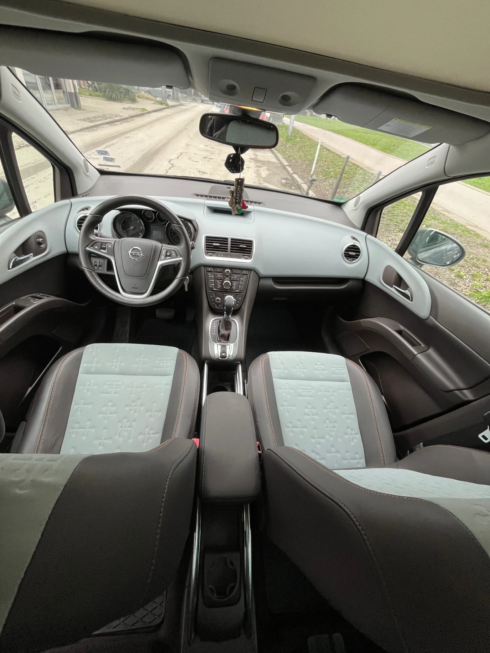 Opel Meriva  1.7CDTI AUTOMAT - изображение 8