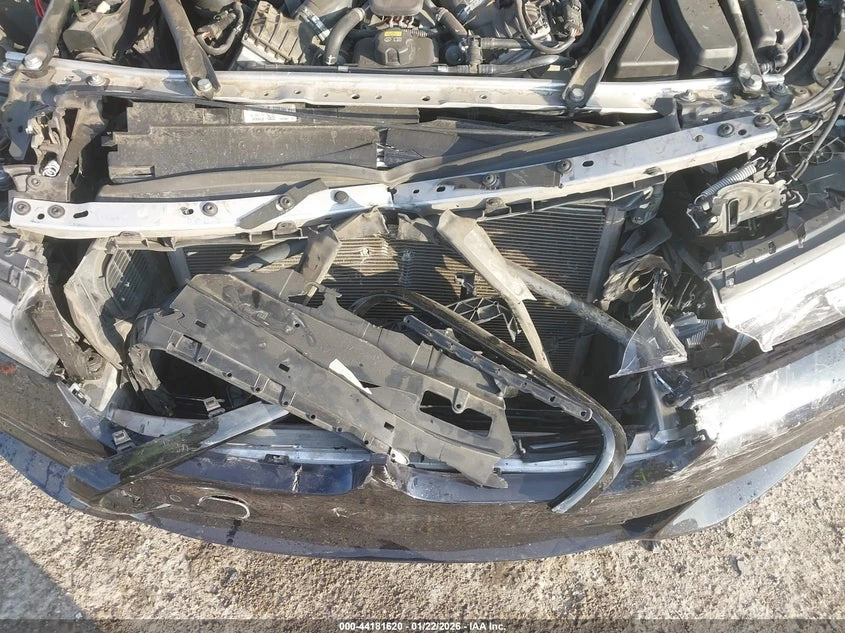 BMW 750 4.4l I - изображение 6