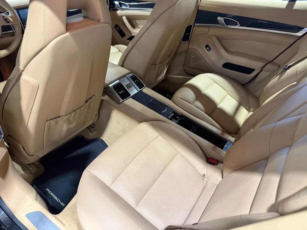 Porsche Panamera * АвтоКредит * (ЦЕНА ДО БГ), снимка 13 - Автомобили и джипове - 53890273