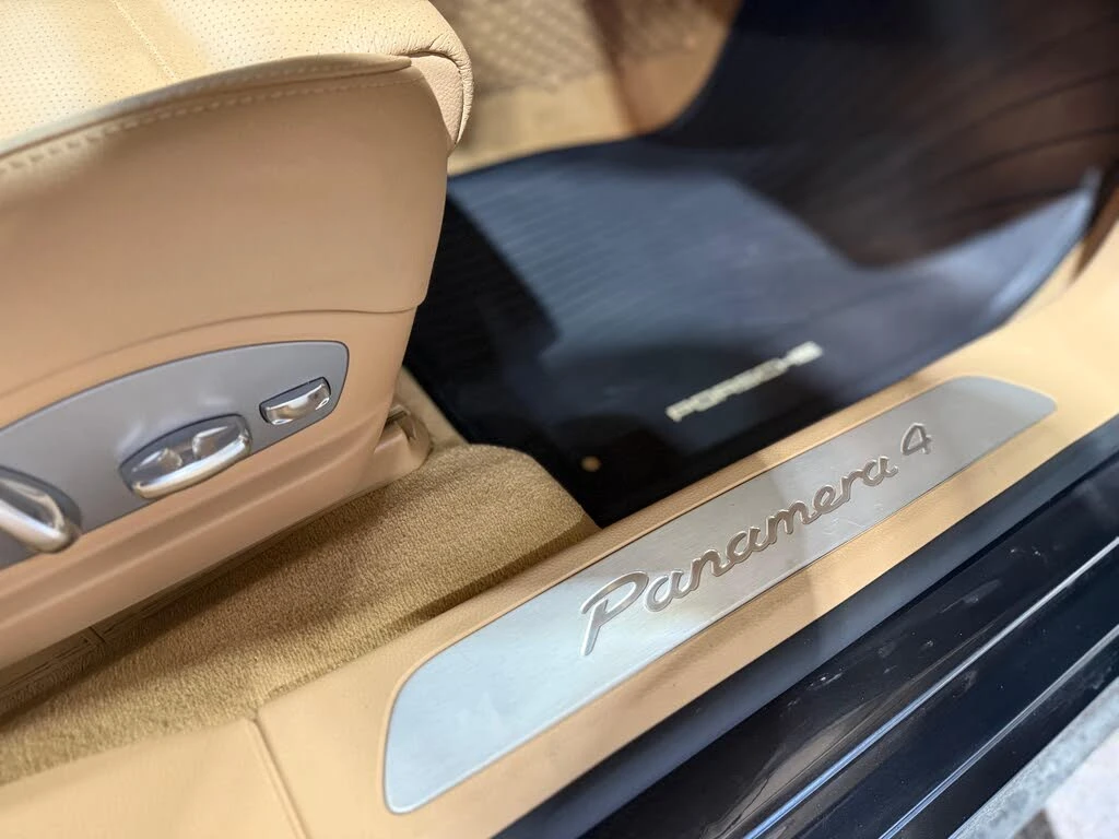 Porsche Panamera * АвтоКредит * (ЦЕНА ДО БГ), снимка 11 - Автомобили и джипове - 53890273