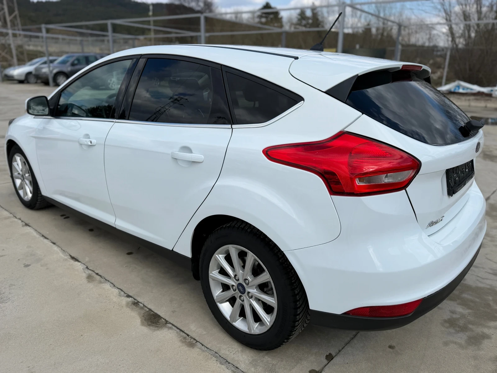 Ford Focus 1.5TDCi/BUSINESS/64000KM/NAVI/KAMERA/, снимка 6 - Автомобили и джипове - 53973767