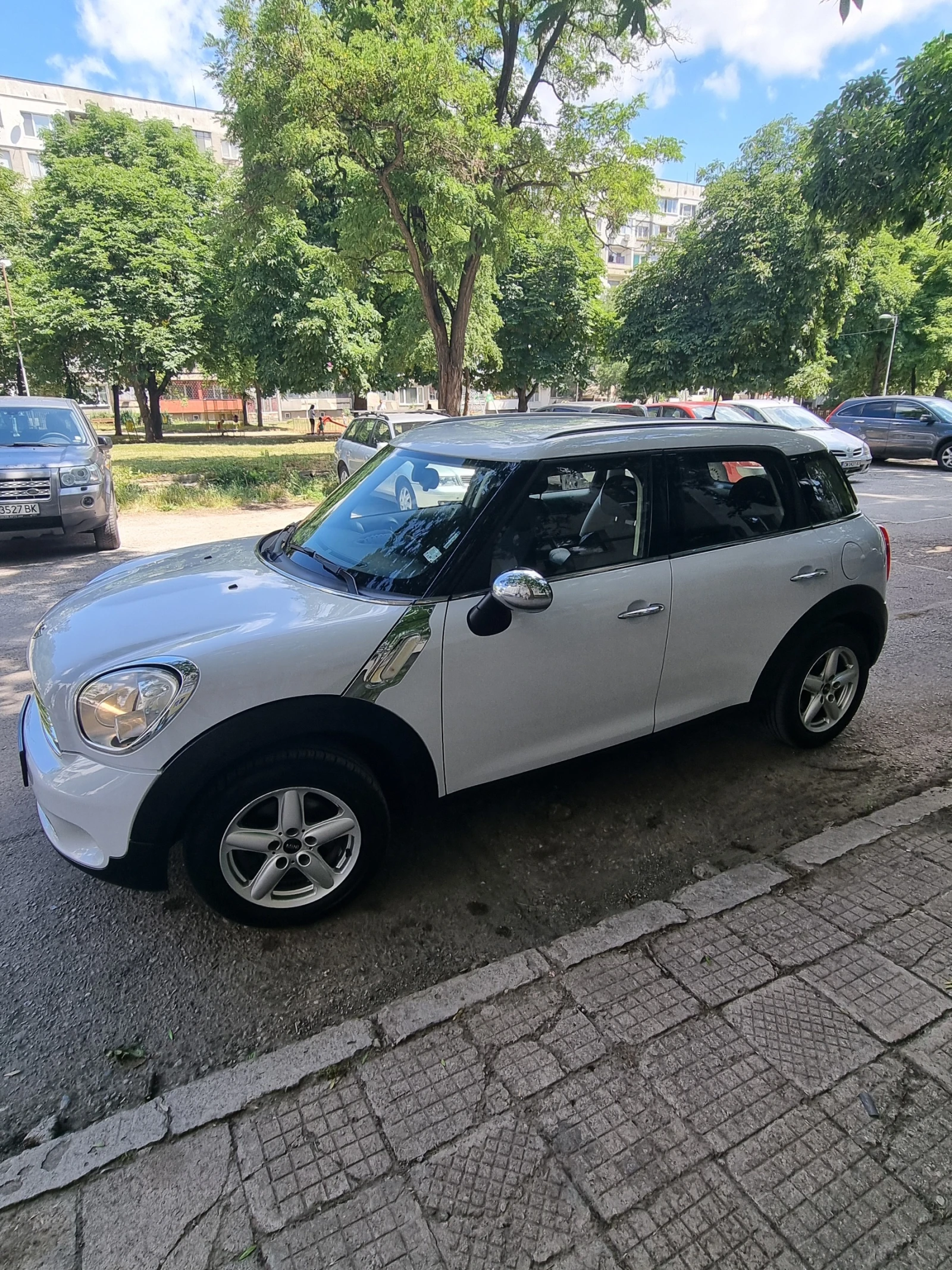 Mini Countryman 1.6 бензин  98 к.с., снимка 3 - Автомобили и джипове - 54329736