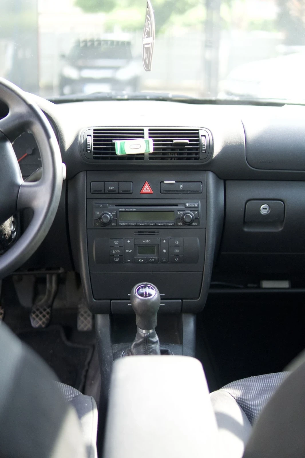 Audi A3 1.6 газ-бензин, снимка 7 - Автомобили и джипове - 54797784