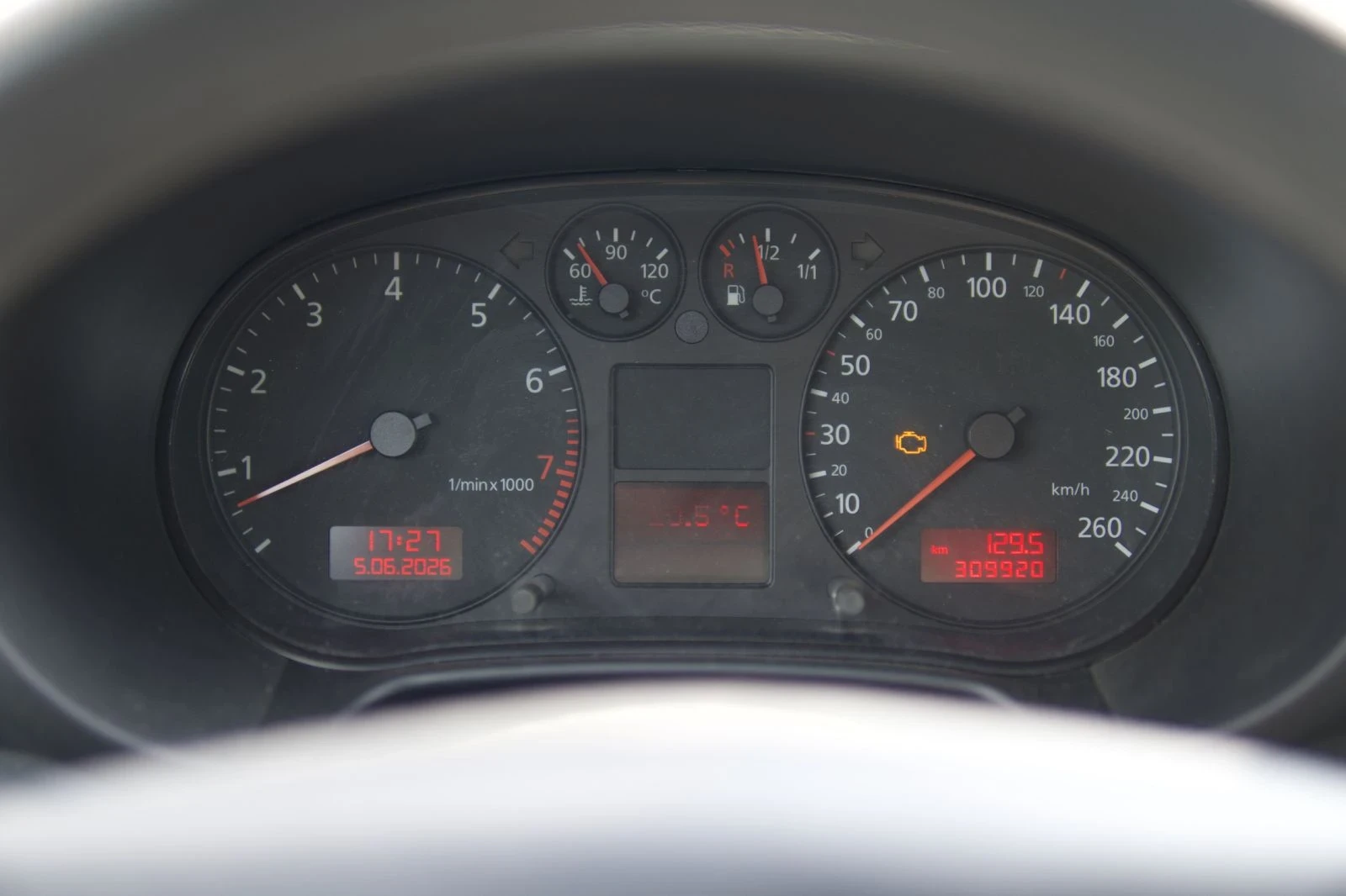 Audi A3 1.6 газ-бензин, снимка 6 - Автомобили и джипове - 54797784