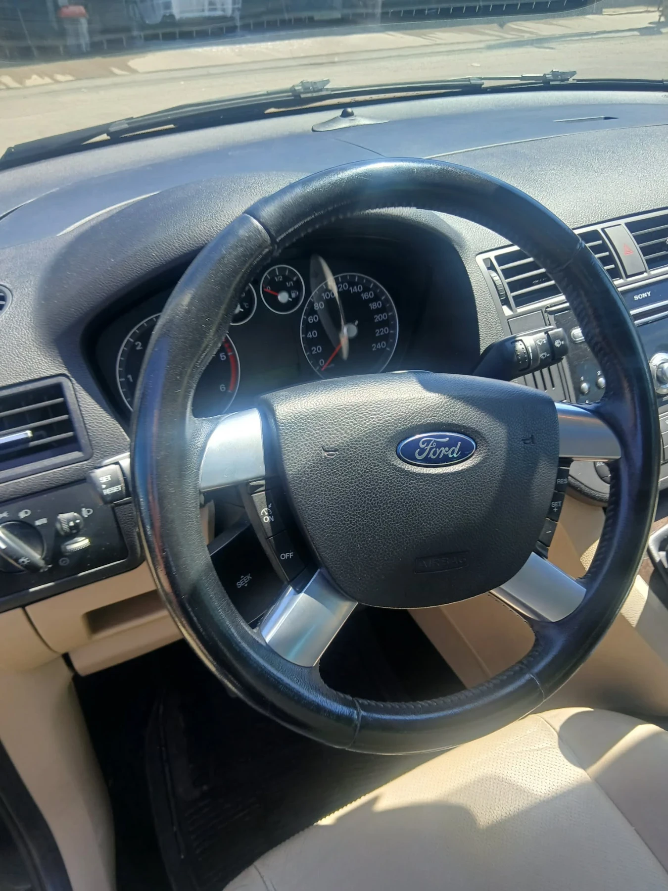 Ford C-max | Mobile.bg � ����������� 10