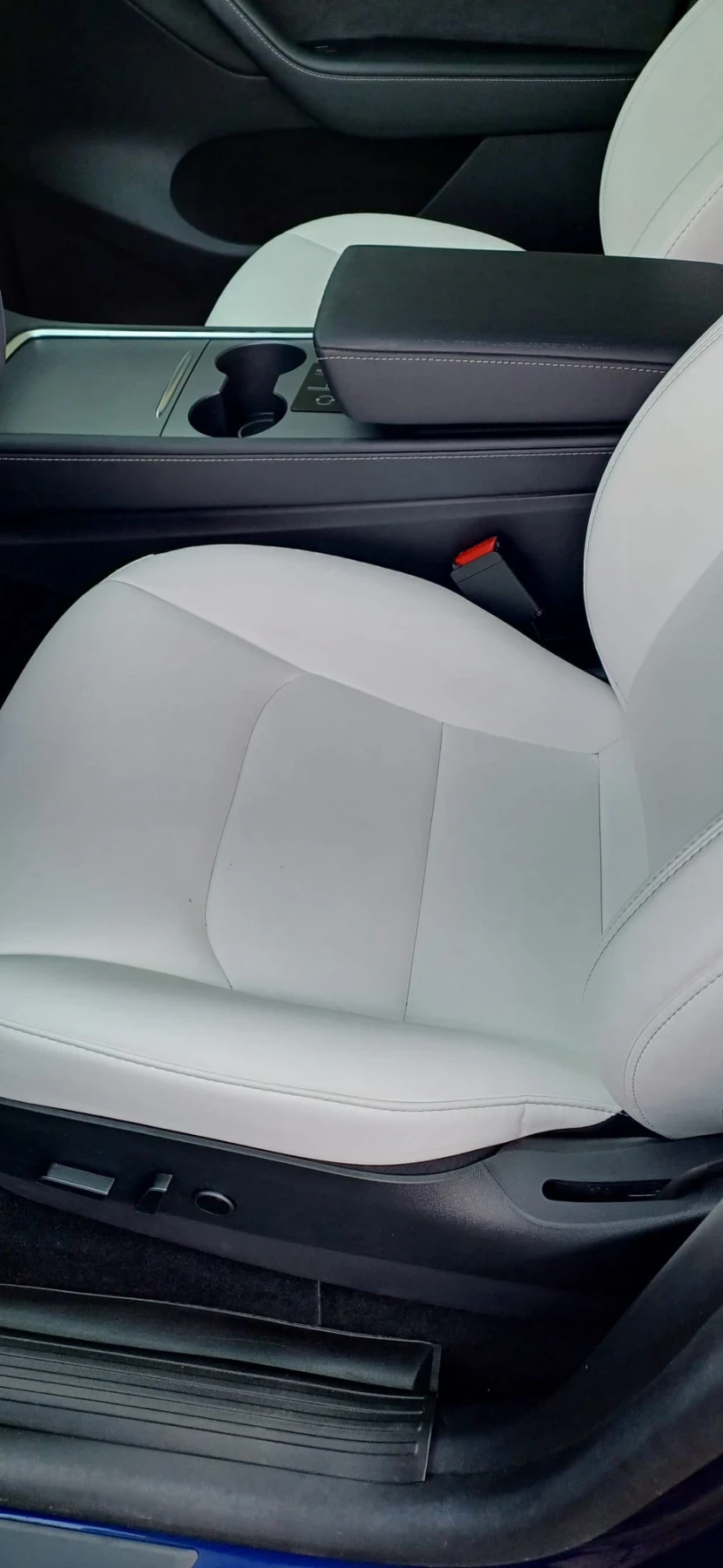 Tesla Model Y, снимка 4 - Автомобили и джипове - 54965246
