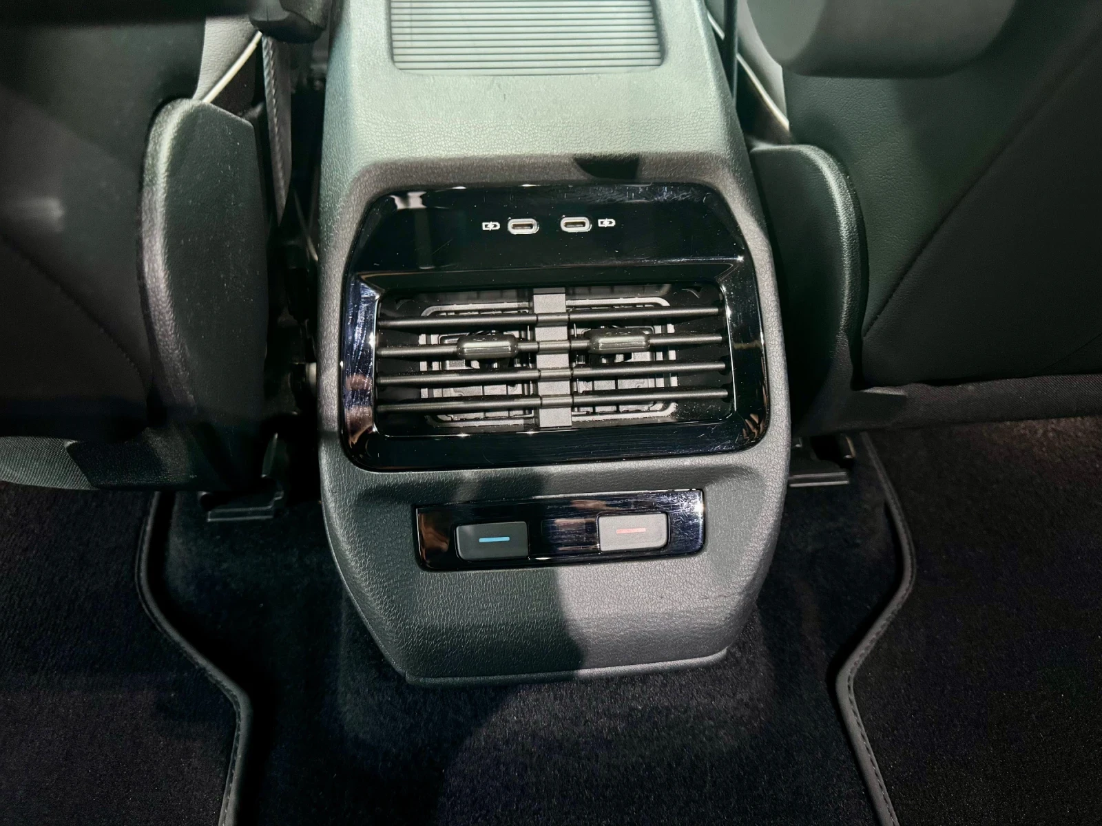 VW ID.4 Pro 82kWh Full 120.000km 93.9%SOH Термопомпа, снимка 12 - Автомобили и джипове - 55503949