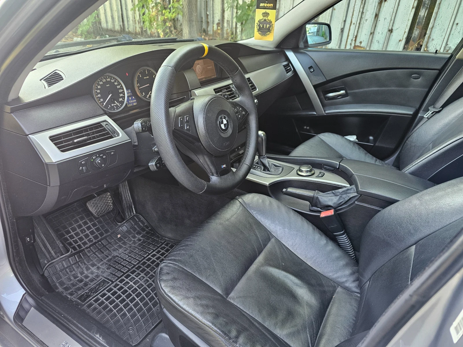 BMW 525, снимка 8 - Автомобили и джипове - 55601315