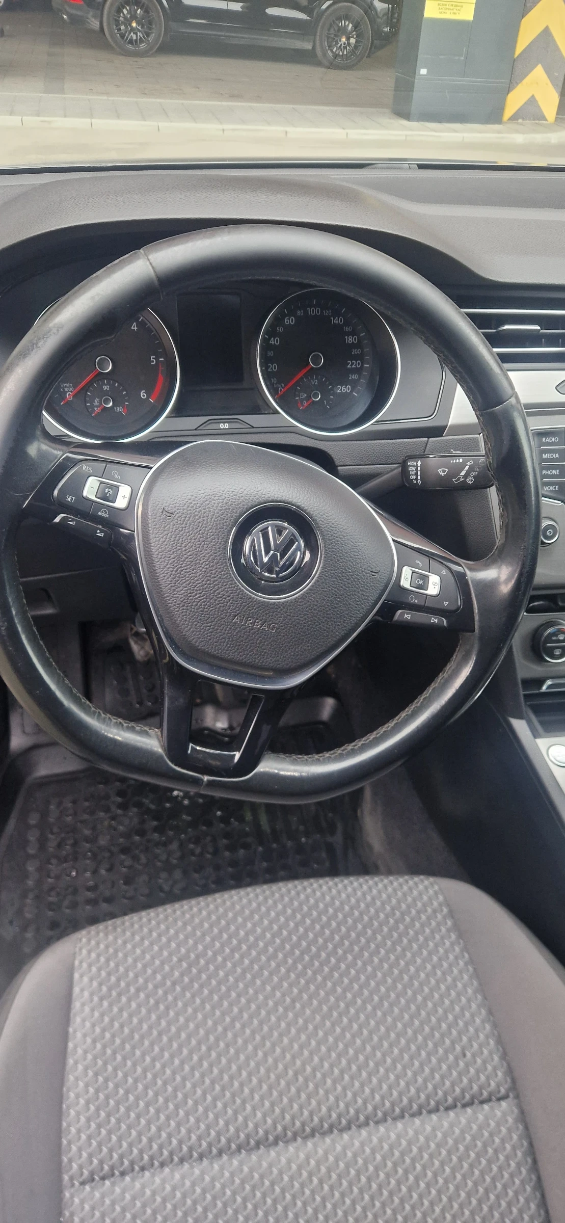 VW Passat, снимка 5 - Автомобили и джипове - 55645706