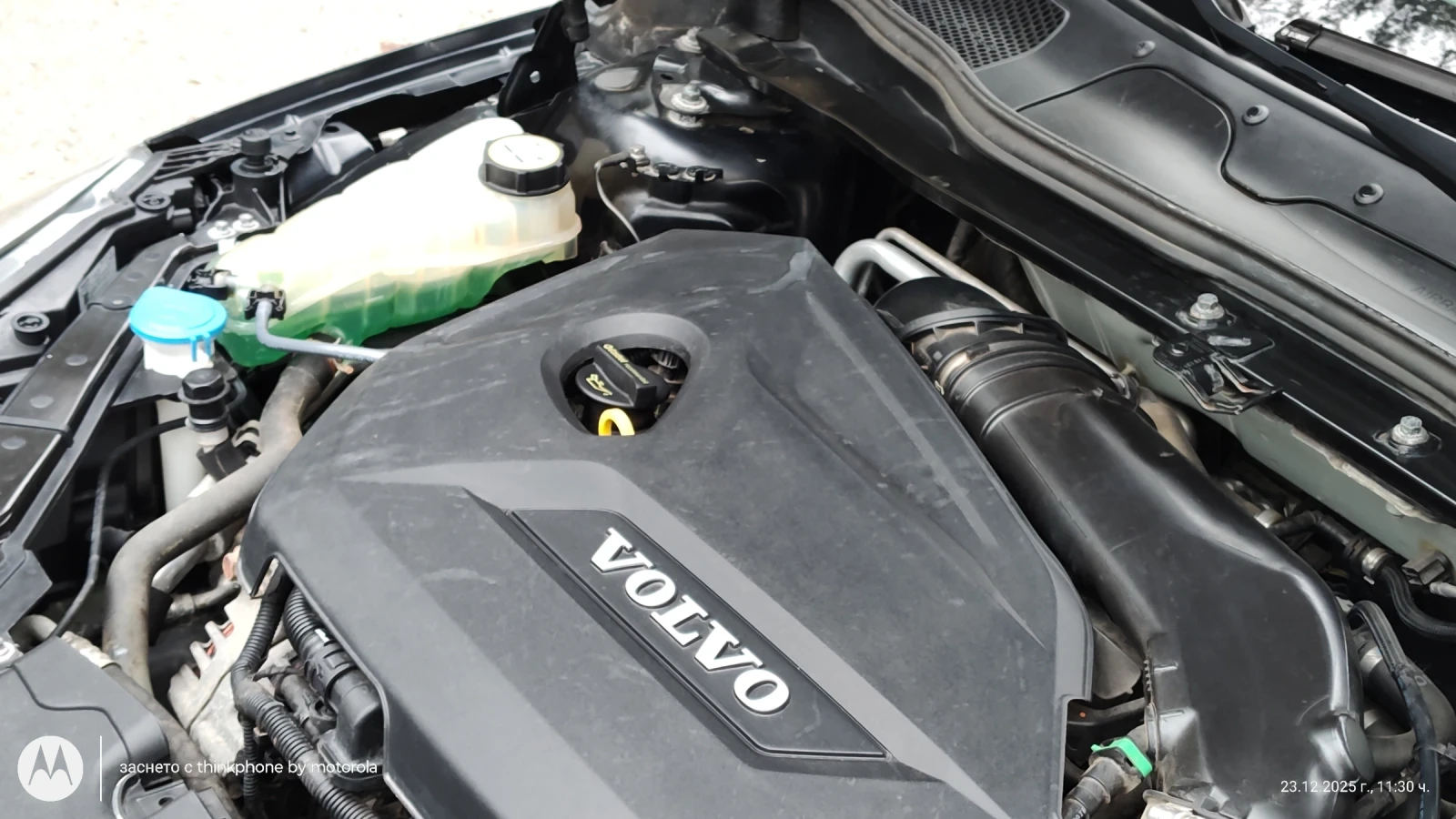 Volvo V40 Хечбек , снимка 15 - Автомобили и джипове - 55779371