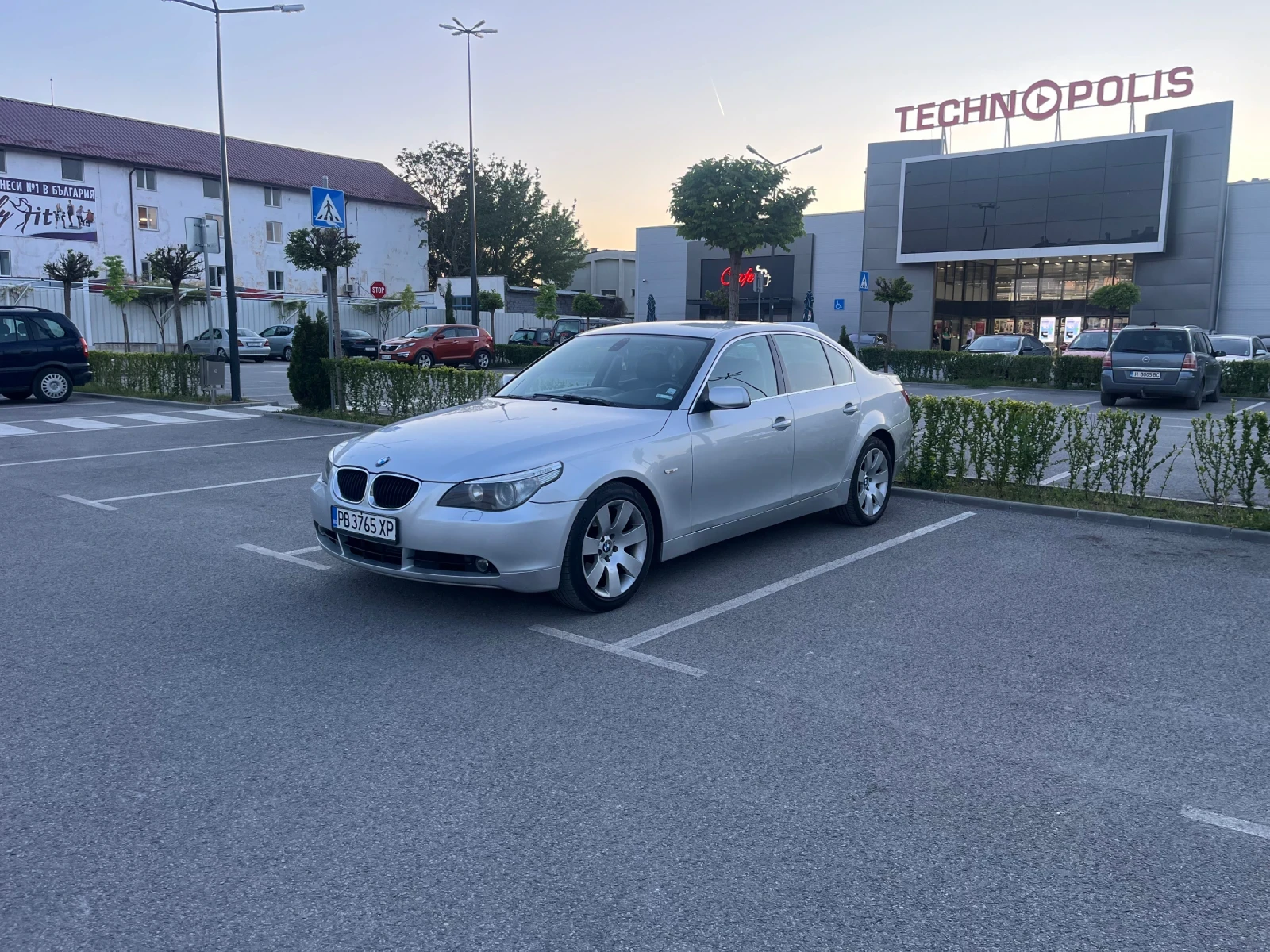 BMW 530, снимка 13 - Автомобили и джипове - 55781451