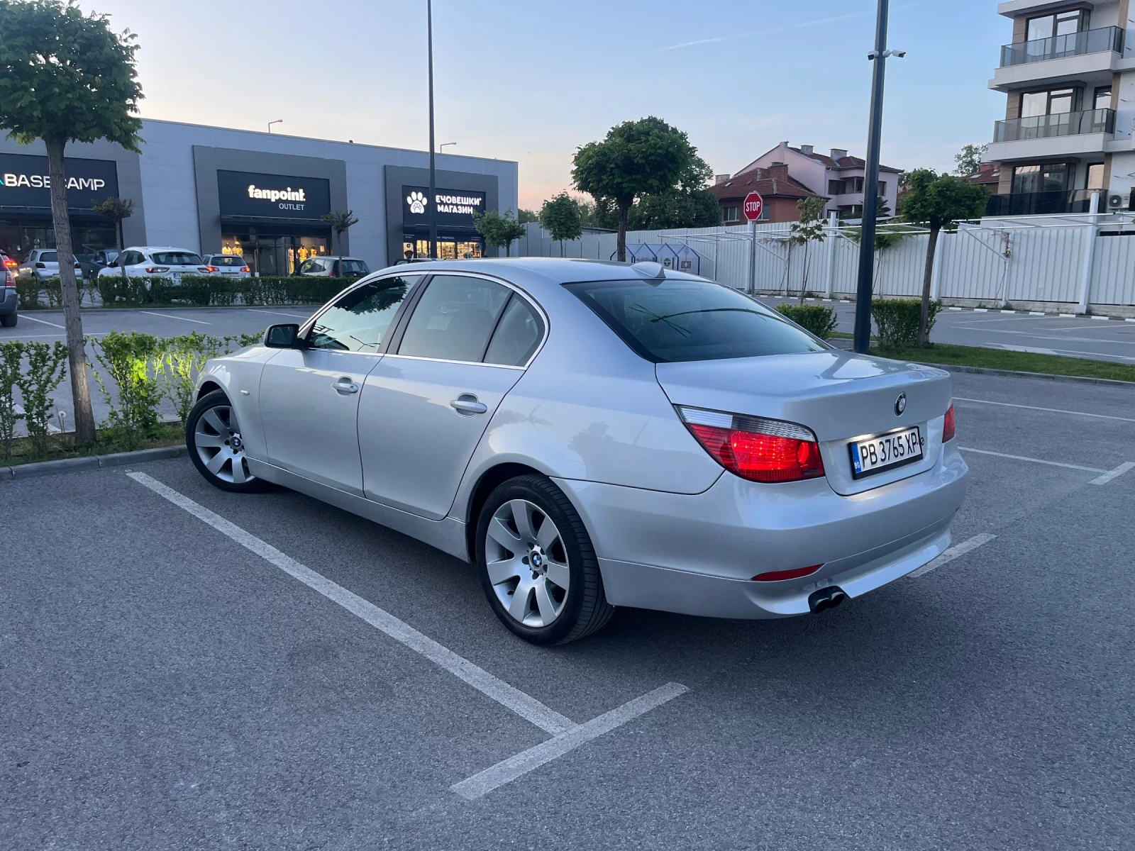 BMW 530, снимка 12 - Автомобили и джипове - 55781451