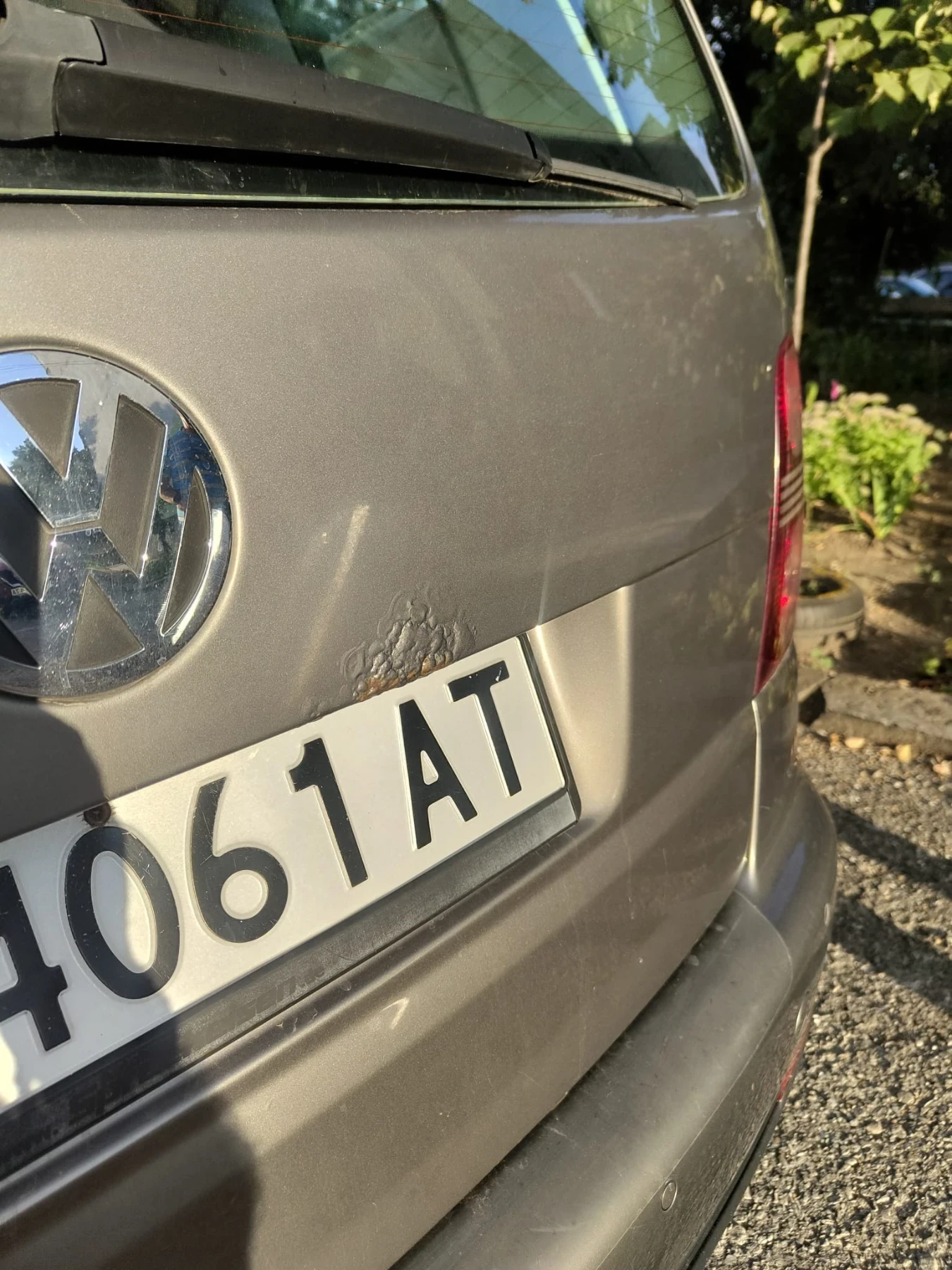 VW Touran Фабричен метан, снимка 9 - Автомобили и джипове - 55836057