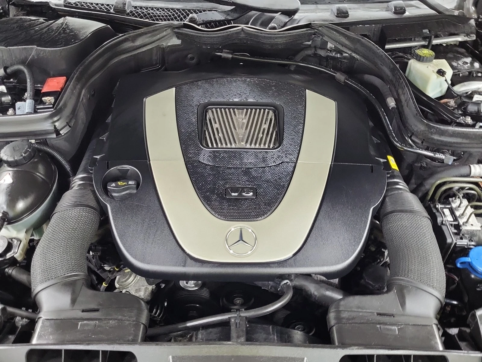 Mercedes-Benz E 350 * АВТОКРЕДИТ БЕЗ ПЪРВОНАЧАЛНА ВНОСКА* , снимка 15 - Автомобили и джипове - 55891603
