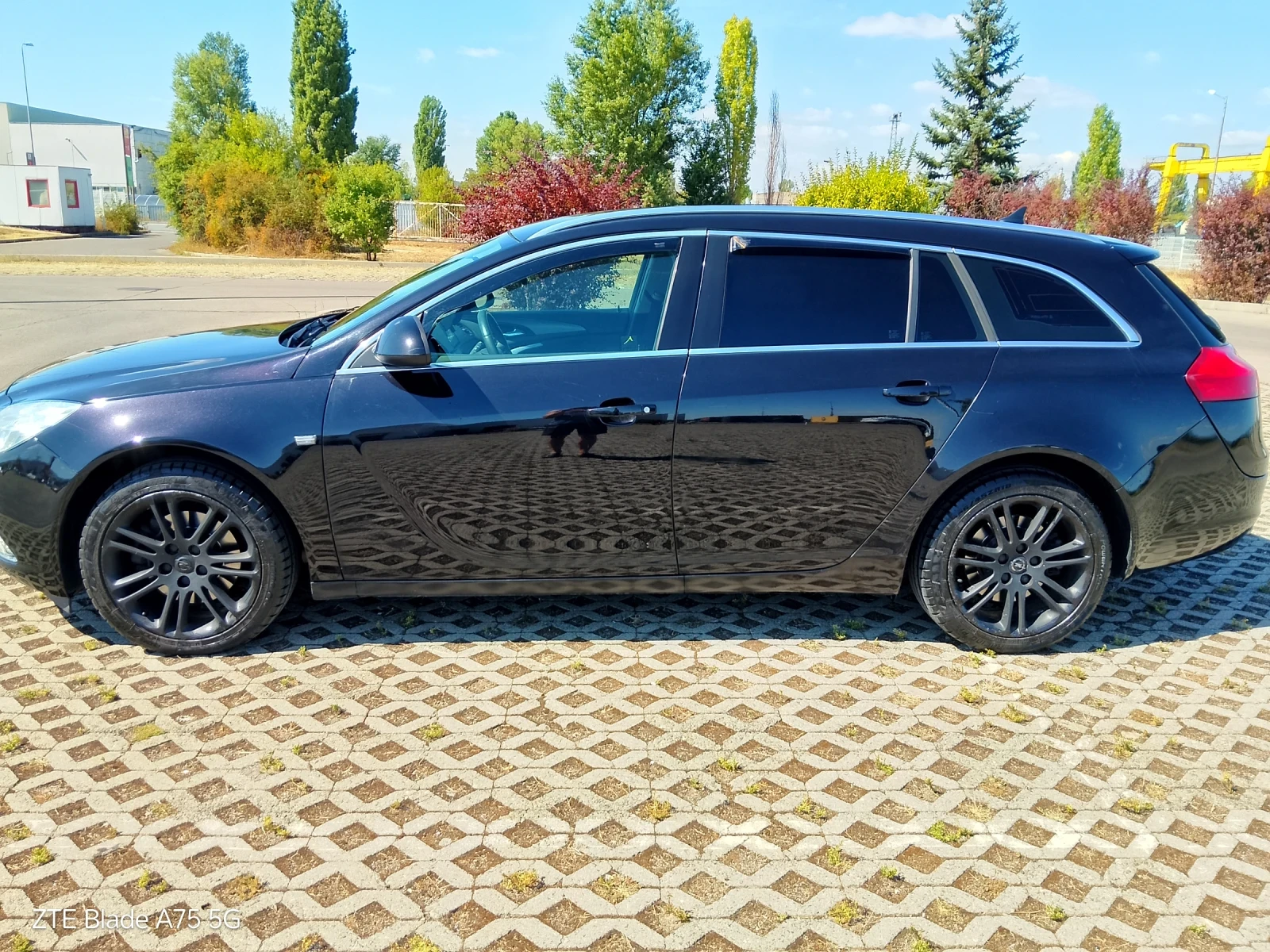 Opel Insignia 2.0Т, 220 к. с.4х4, газ, снимка 4 - Автомобили и джипове - 56127974