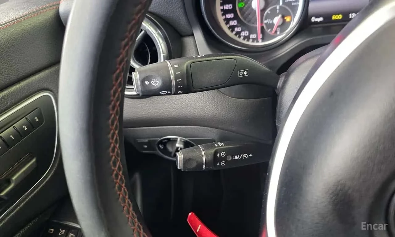 Mercedes-Benz CLA 45 AMG  4MATIC/ПОДГРЕВ/ПАМЕТ/АМБИЕНТ, снимка 17 - Автомобили и джипове - 56166149