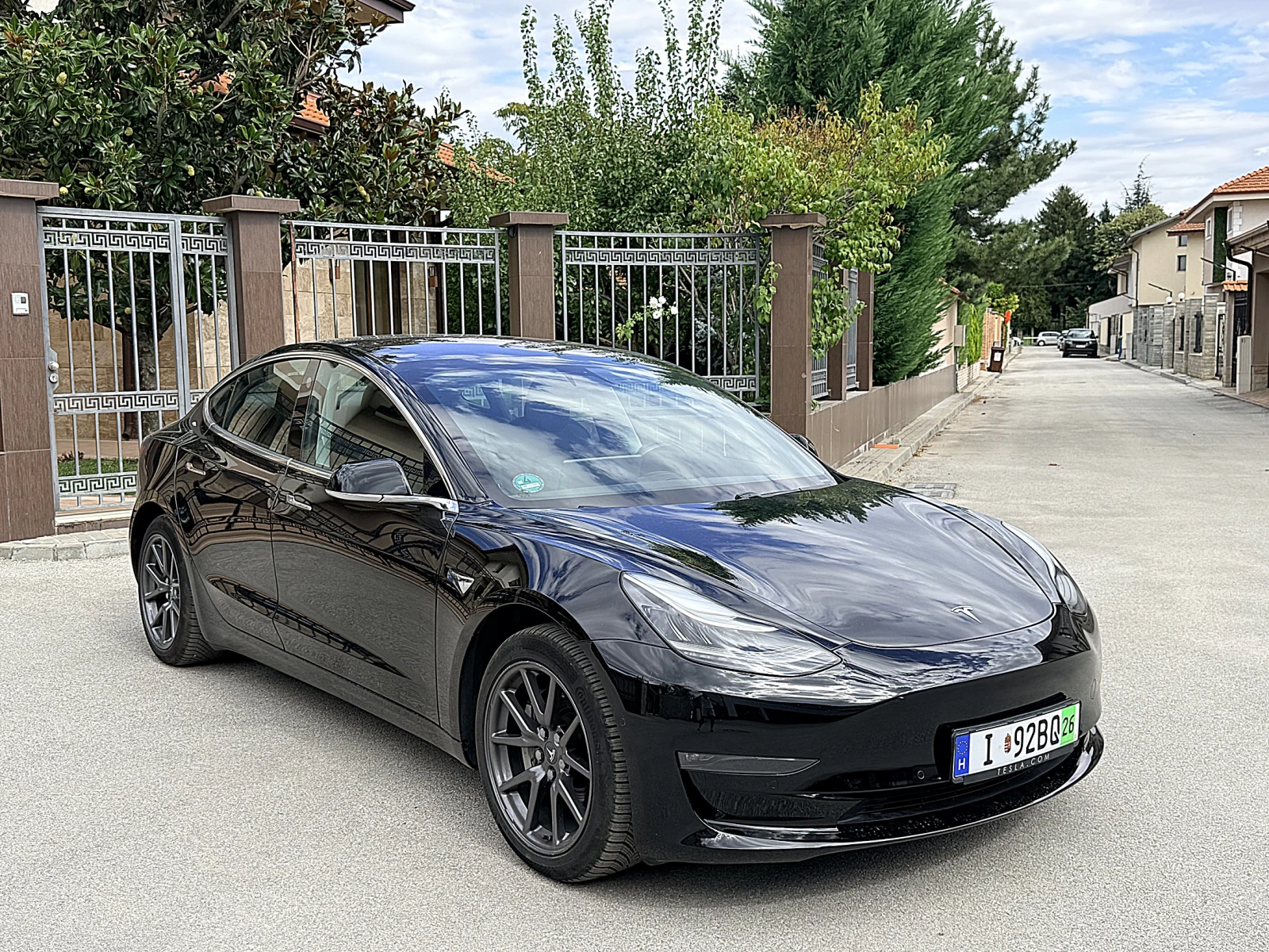 Tesla Model 3 Long Range 4x4 Европейска Гаранция, снимка 2 - Автомобили и джипове - 56239349