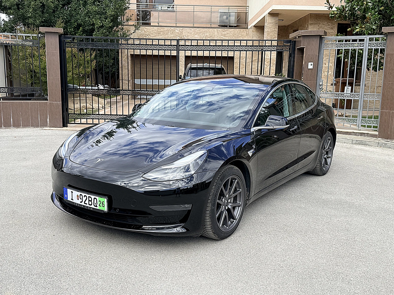 Tesla Model 3 Long Range 4x4 Европейска Гаранция