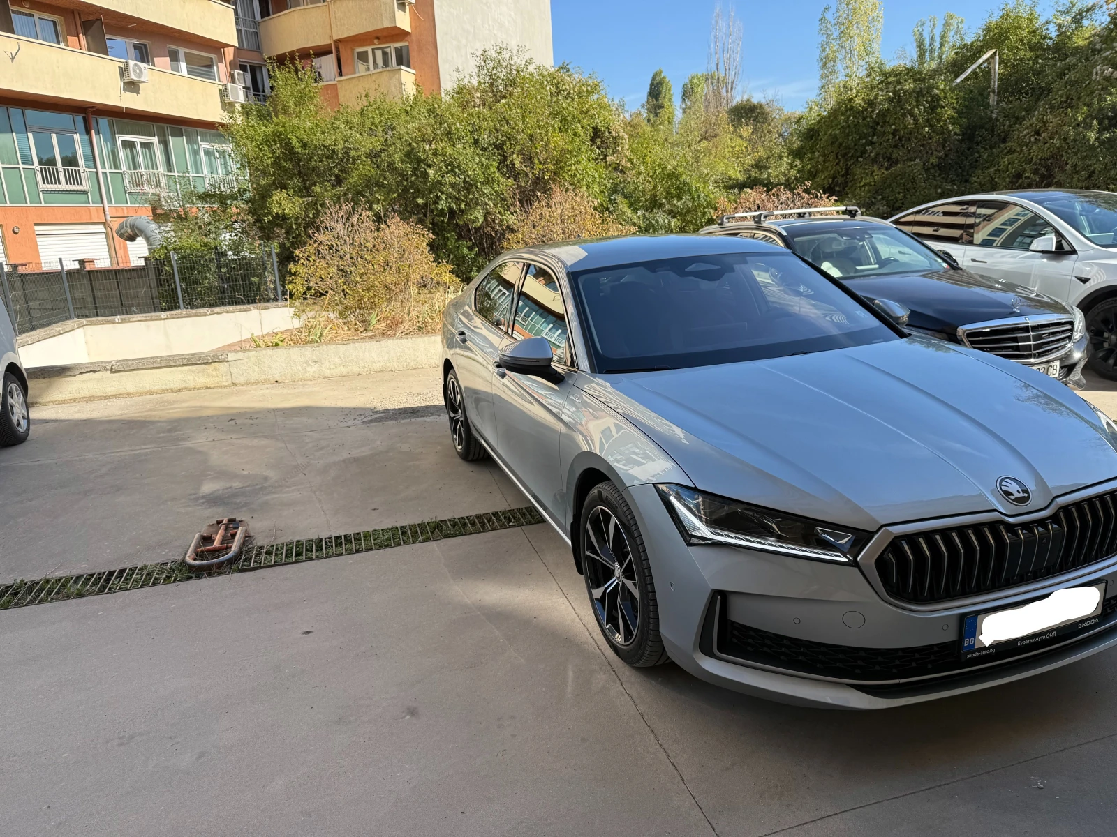Skoda Superb L&K, снимка 2 - Автомобили и джипове - 56563839