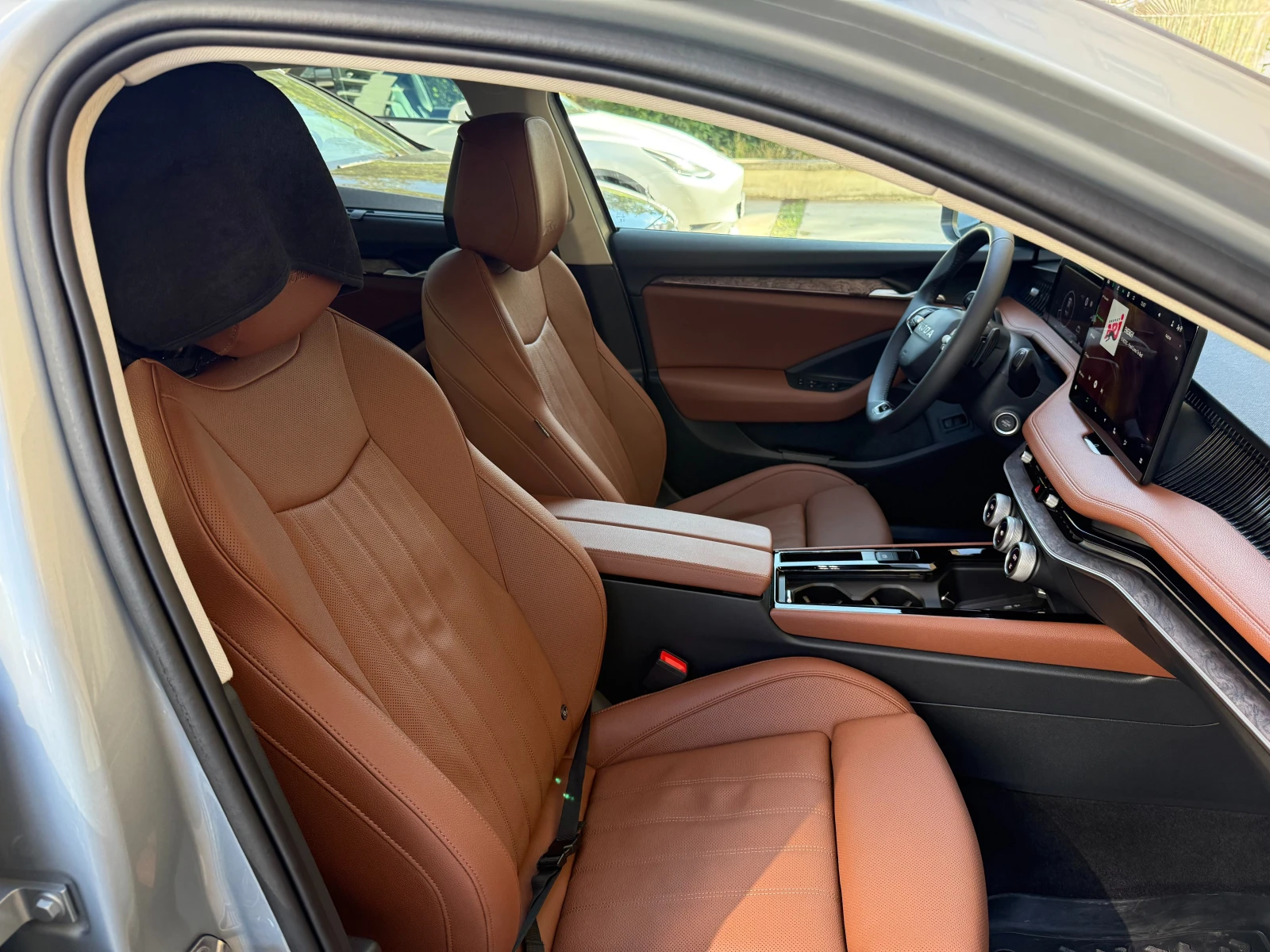 Skoda Superb L&K, снимка 7 - Автомобили и джипове - 56563839