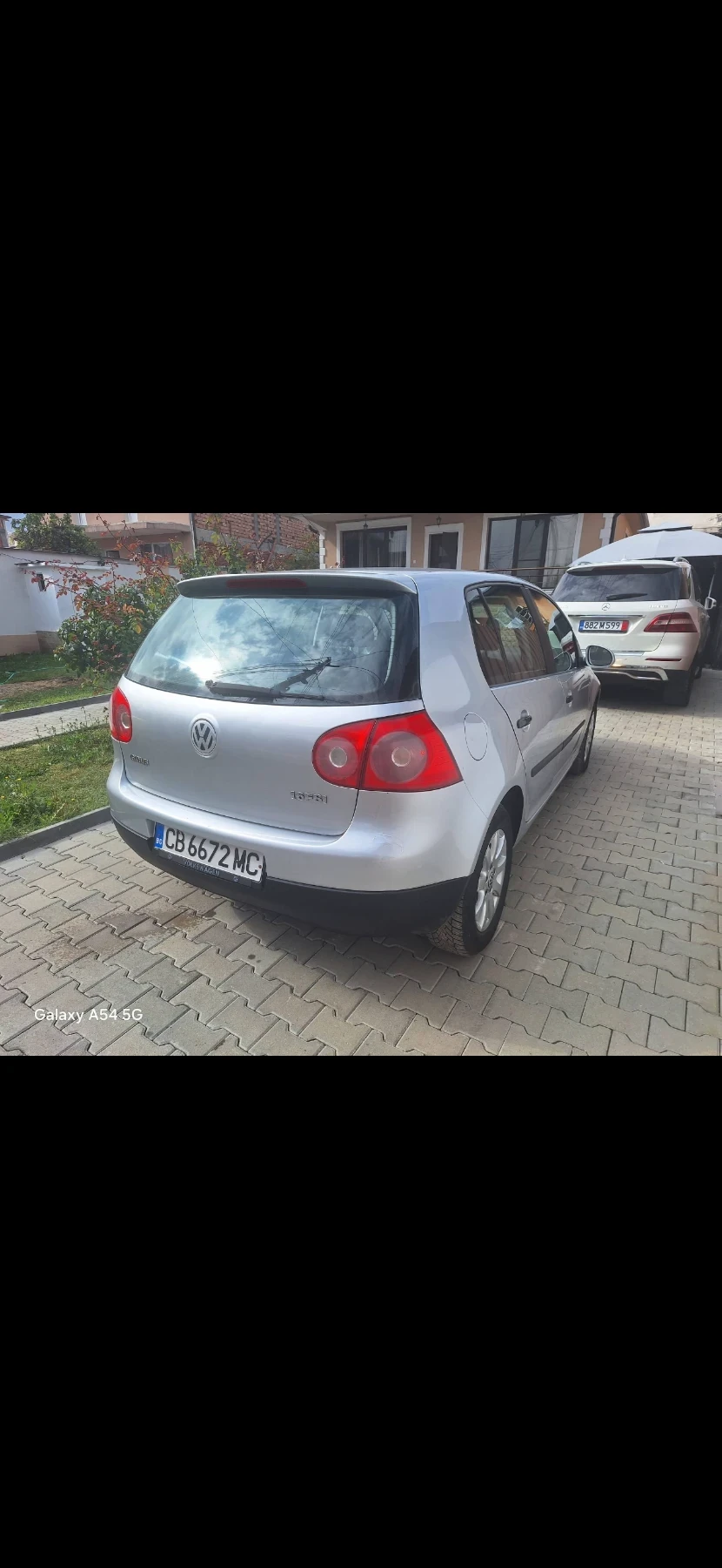 VW Golf 1.6 Бензин FSI ТОП ТОП, снимка 4 - Автомобили и джипове - 56650013