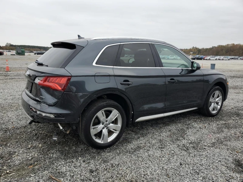 Audi Q5 PREMIUM , снимка 3 - Автомобили и джипове - 48041370