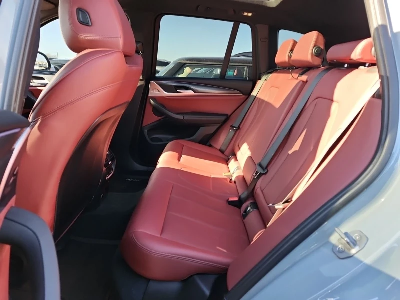BMW X3 M-pkg* Пано* Подгрев* Камера, снимка 12 - Автомобили и джипове - 52319003