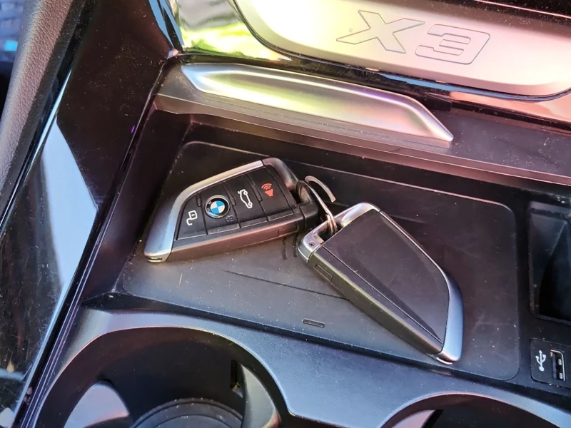 BMW X3 M-pkg* Пано* Подгрев* Камера, снимка 10 - Автомобили и джипове - 52319003