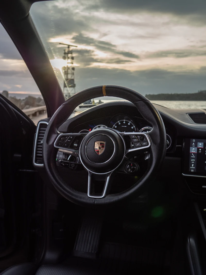 Porsche Cayenne, снимка 10 - Автомобили и джипове - 53328703