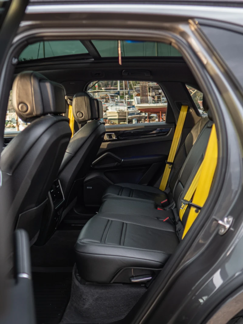 Porsche Cayenne, снимка 8 - Автомобили и джипове - 52553212