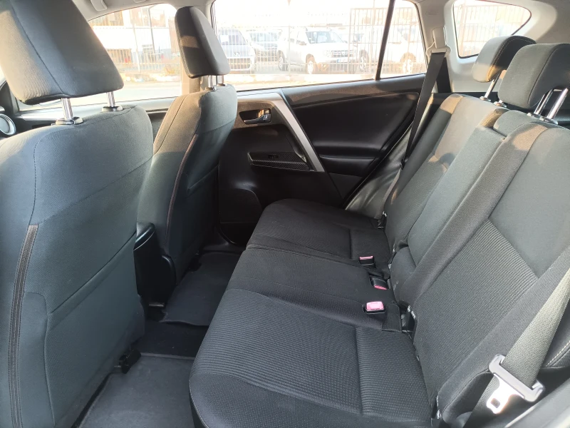 Toyota Rav4 2.0.  124, снимка 11 - Автомобили и джипове - 52794265