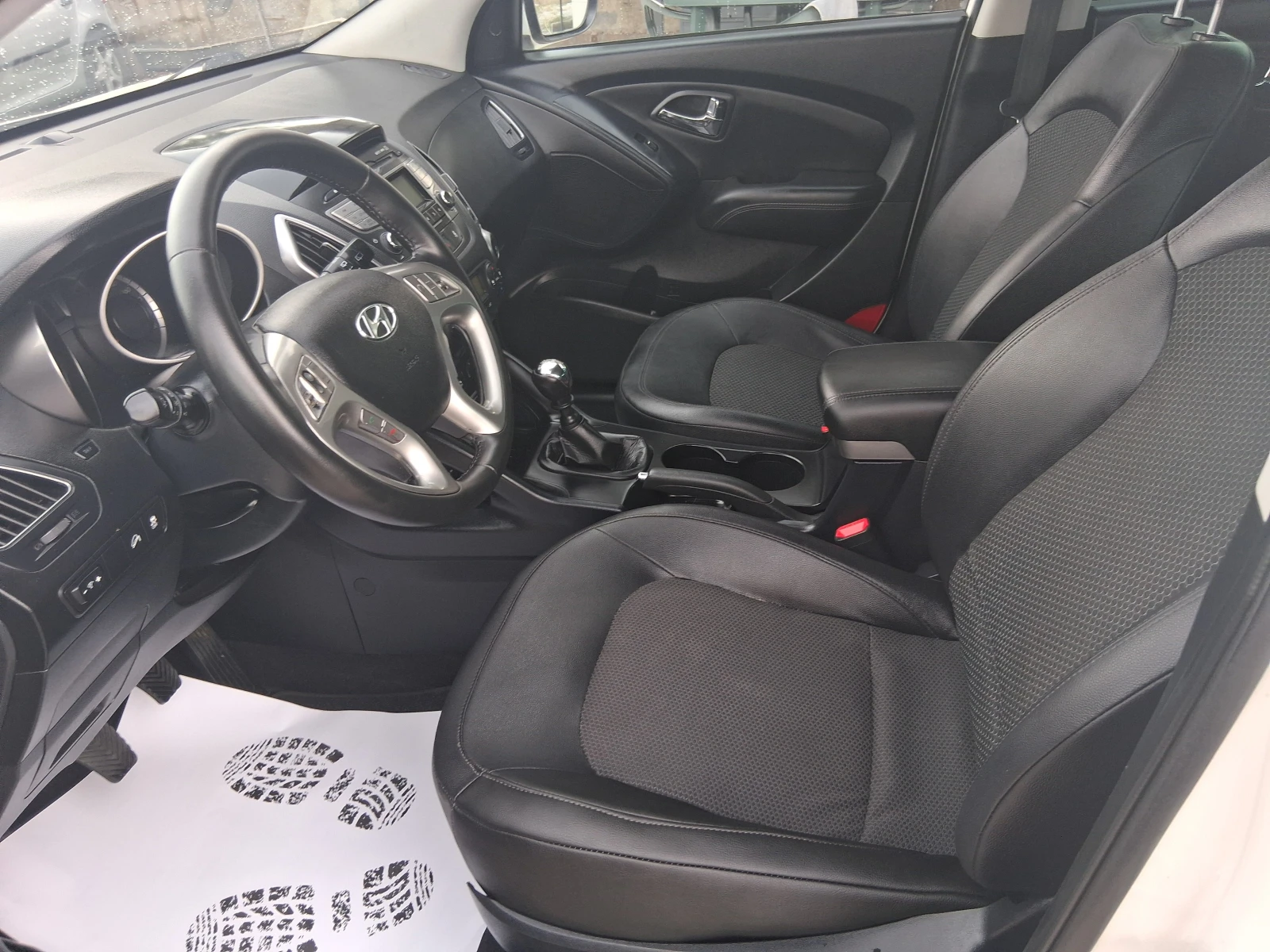 Hyundai IX35 1.7 d - изображение 8