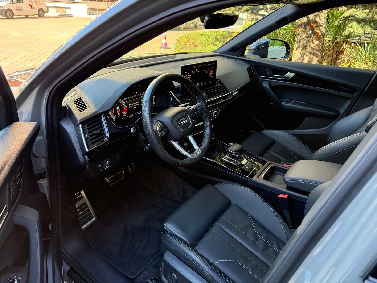 Audi Q5 45TFSI Technik BlackOptics Quattro - изображение 9